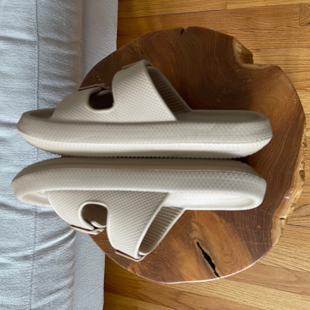 J-Slides So Cool Slides Socool Size 10 Tan Beige - image 4